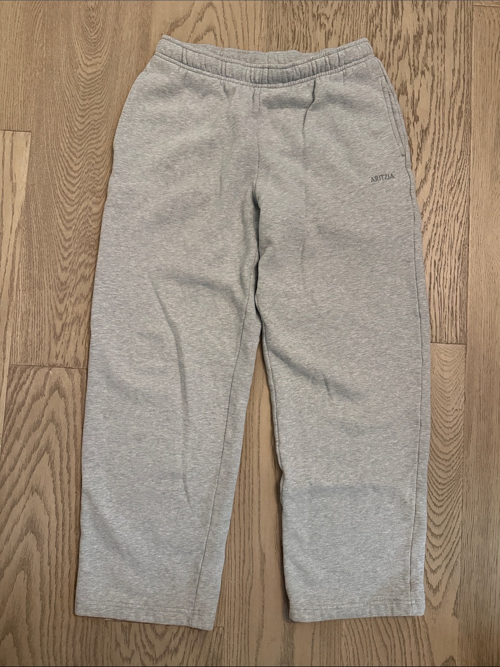 Aritzia Heather Chrome MEGA fit Sweatpants